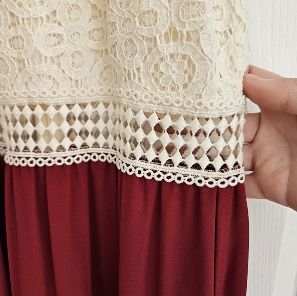 Papaya Dress Size Small - Picture 3 of 4